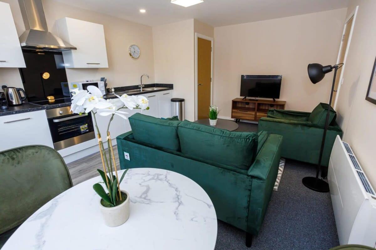 Modern 1 Bedroom Apartment, Manchester Eksteriør bilde